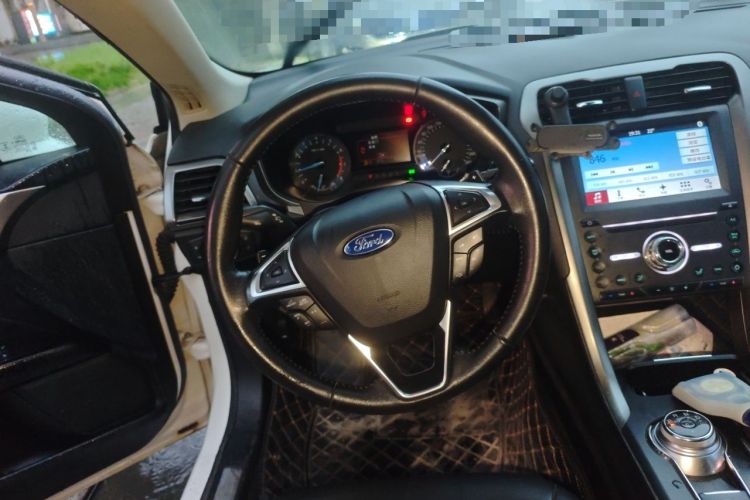 Used Ford Mondeo 2017 EcoBoost 180 Stylish Model Steering Wheel