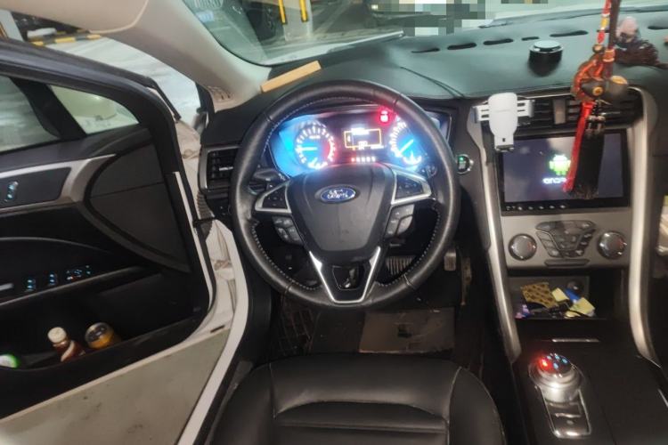 Used Ford Mondeo 2017 EcoBoost 180 Stylish Model Steering Wheel