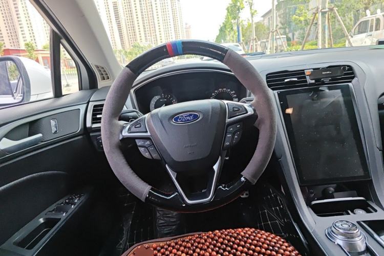 Used Ford Mondeo 2017 EcoBoost 180 Stylish Model Steering Wheel