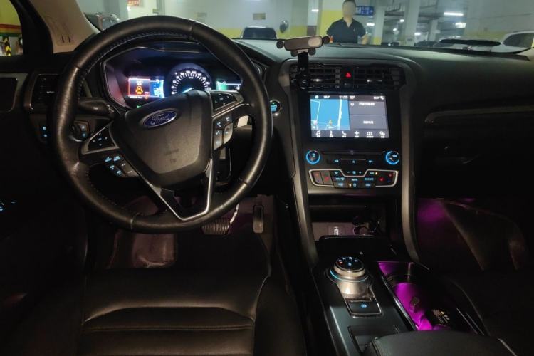 Used Ford Mondeo 2017 Facelifted EcoBoost 200 Luxury Version Steering Wheel