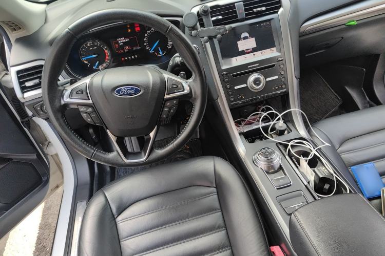 Used Ford Mondeo 2017 EcoBoost 180 Stylish Model Steering Wheel
