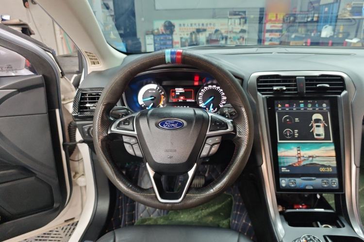 Used Ford Mondeo 2017 EcoBoost 180 Stylish Model Steering Wheel