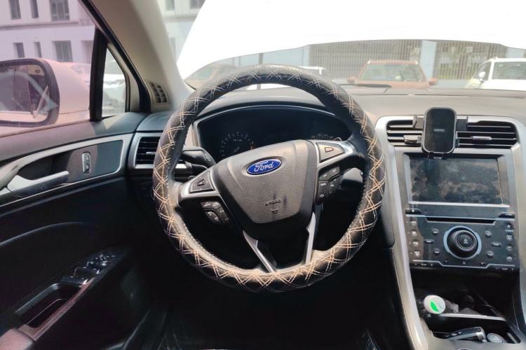 Used Ford Mondeo 2017 EcoBoost 180 Stylish Model Steering Wheel
