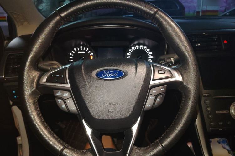 Used Ford Mondeo 2017 EcoBoost 200 Stylish Model Steering Wheel