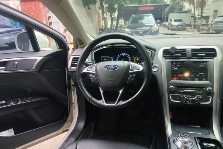 Used Ford Mondeo 2017 Restyled EcoBoost 180 Luxury Version Steering Wheel