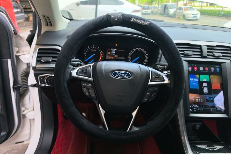 Used Ford Mondeo 2017 EcoBoost 180 Stylish Model Steering Wheel