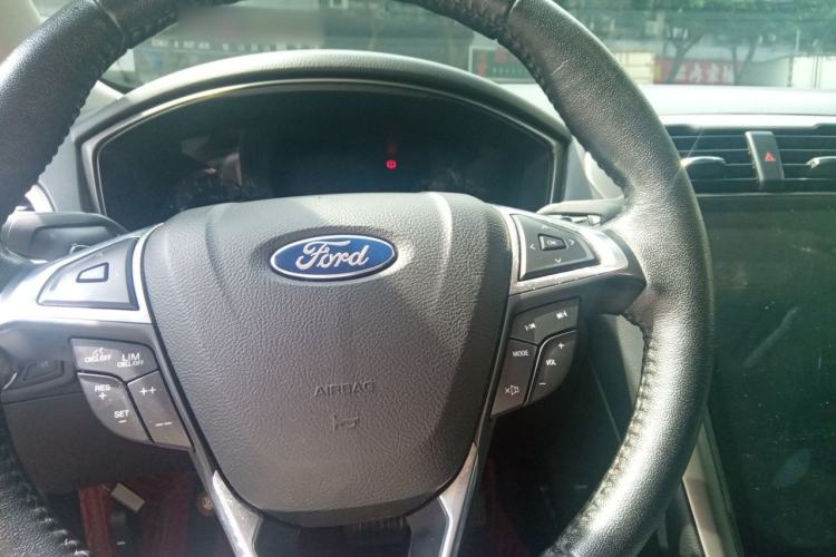 Used Ford Mondeo 2017 EcoBoost 200 Stylish Model Steering Wheel