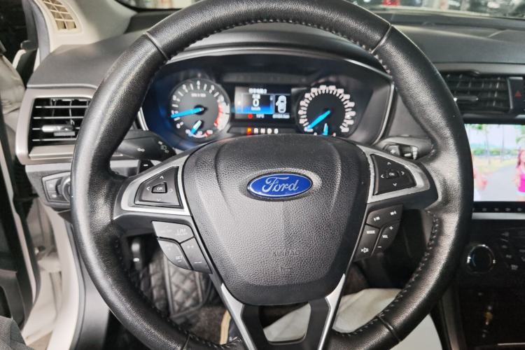 Used Ford Mondeo 2017 EcoBoost 180 Stylish Model Steering Wheel