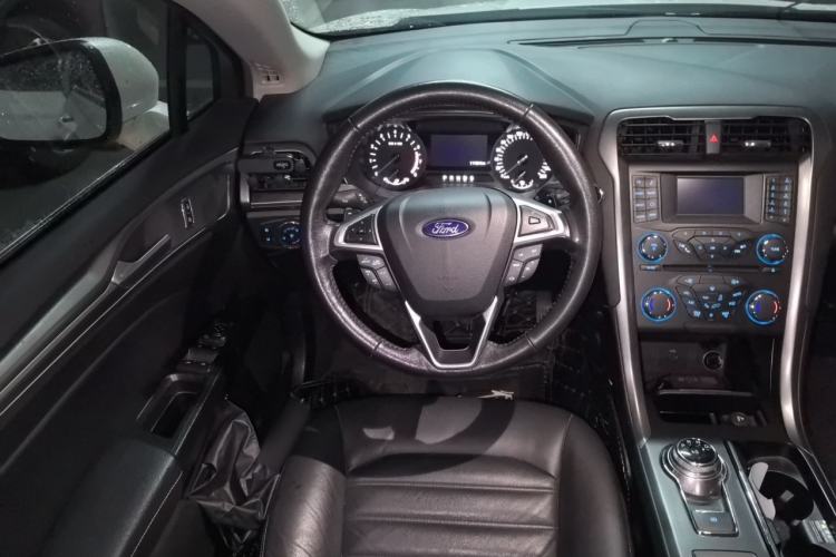 Used Ford Mondeo 2017 EcoBoost 200 Stylish Model Steering Wheel