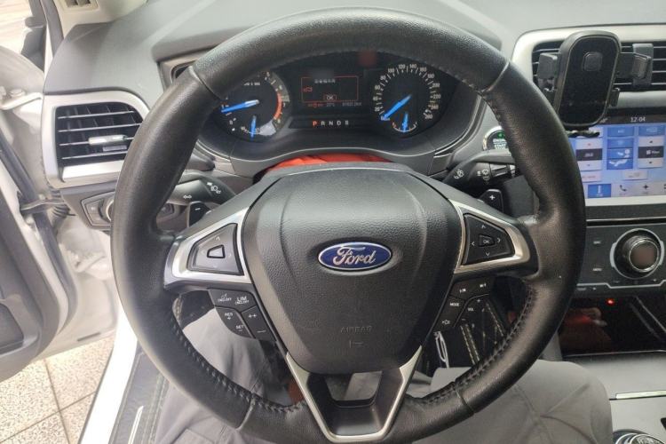 Used Ford Mondeo 2017 EcoBoost 200 Stylish Model Steering Wheel