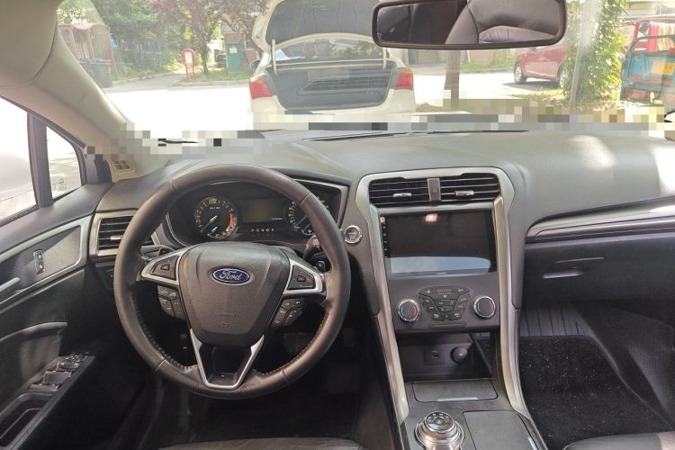 Used Ford Mondeo 2017 EcoBoost 180 Stylish Model Steering Wheel