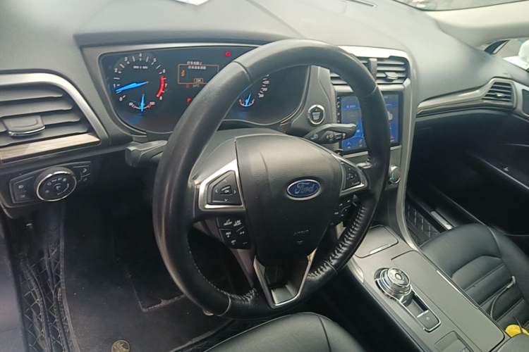 Used Ford Mondeo 2017 EcoBoost 180 Stylish Model Steering Wheel