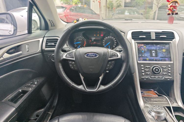 Used Ford Mondeo 2017 EcoBoost 180 Stylish Model Steering Wheel