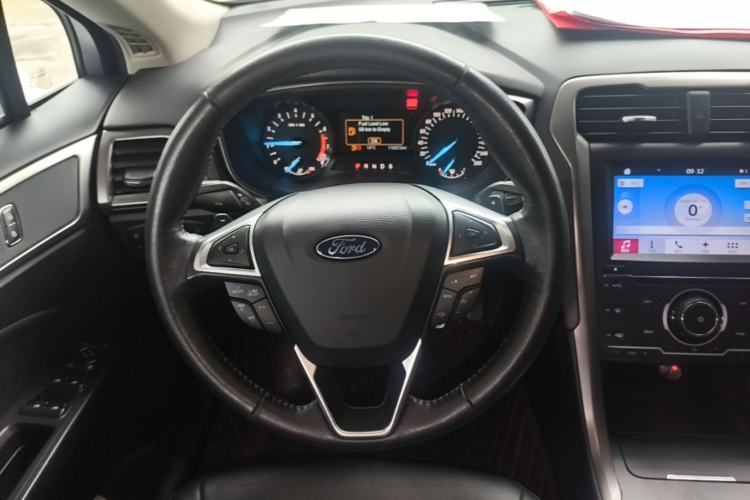 Used Ford Mondeo 2017 EcoBoost 200 Stylish Model Steering Wheel