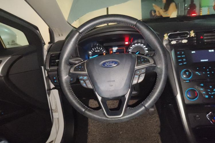 Used Ford Mondeo 2017 EcoBoost 180 Stylish Model Steering Wheel