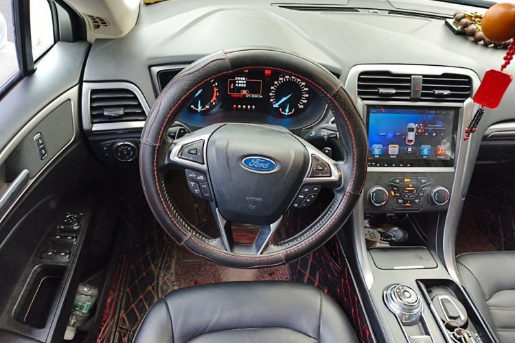 Used Ford Mondeo 2017 EcoBoost 180 Stylish Model Steering Wheel