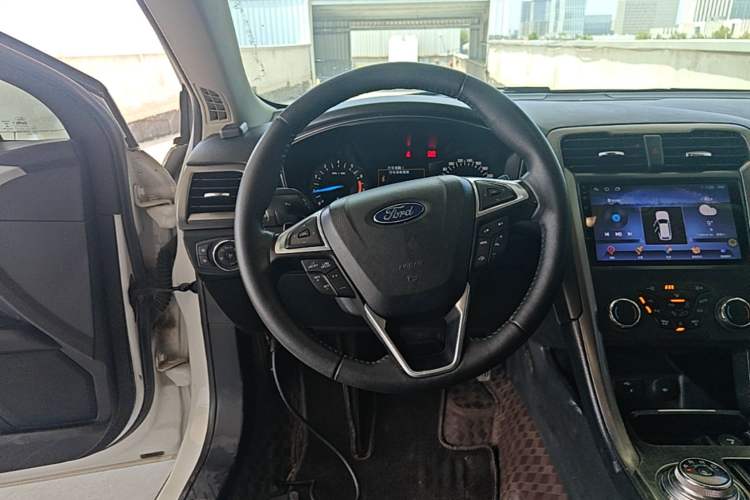 Used Ford Mondeo 2017 EcoBoost 180 Stylish Model Steering Wheel