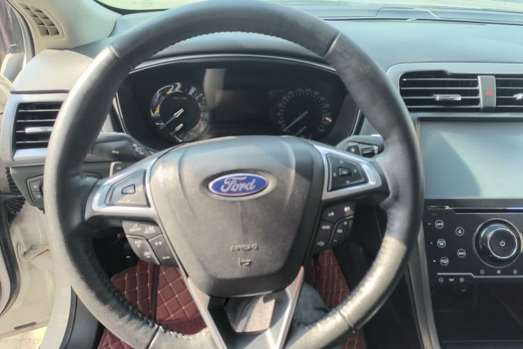 Used Ford Mondeo 2017 EcoBoost 180 Stylish Model Steering Wheel