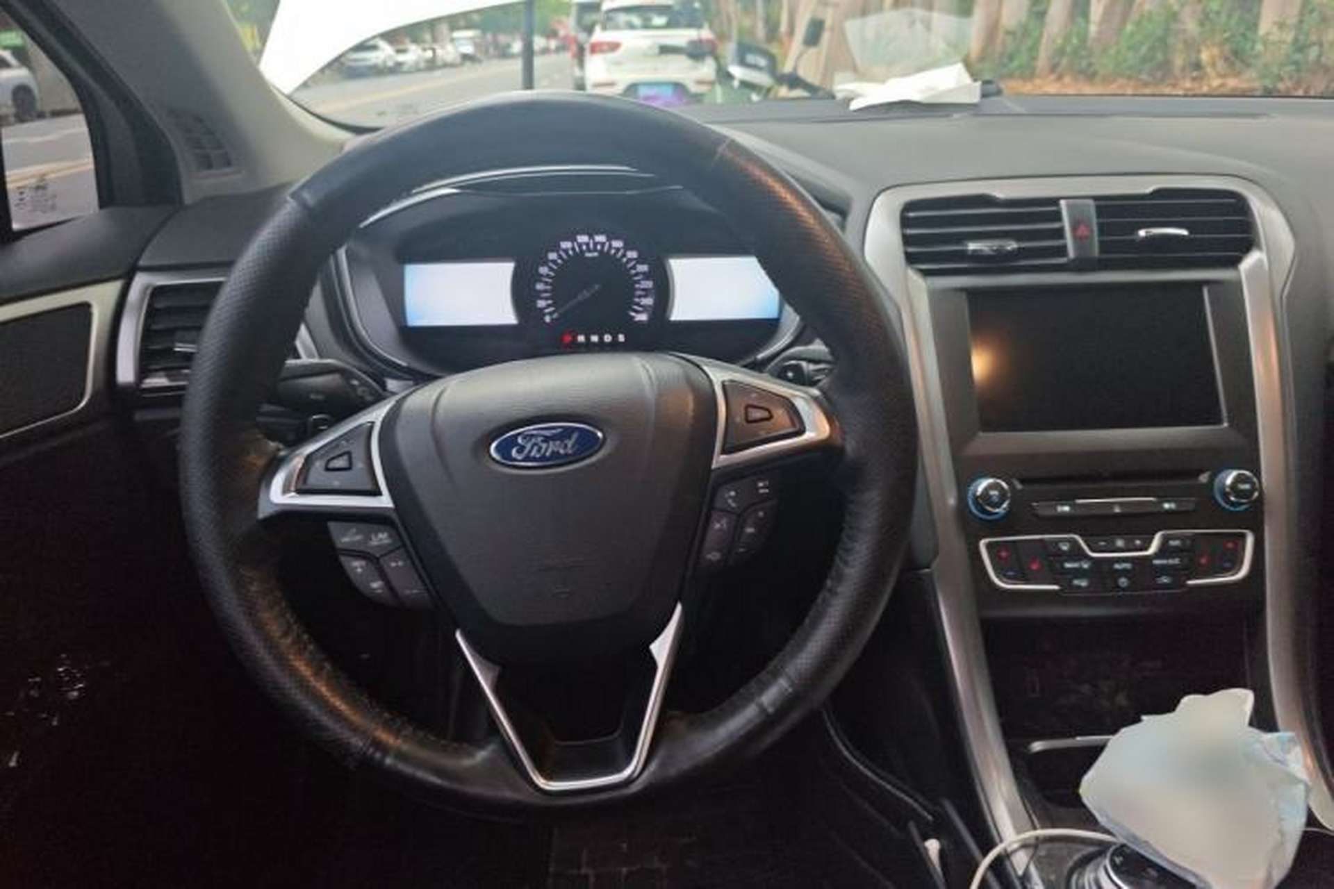 Used Ford Mondeo 2017 Facelifted EcoBoost 200 Luxury Version Steering Wheel