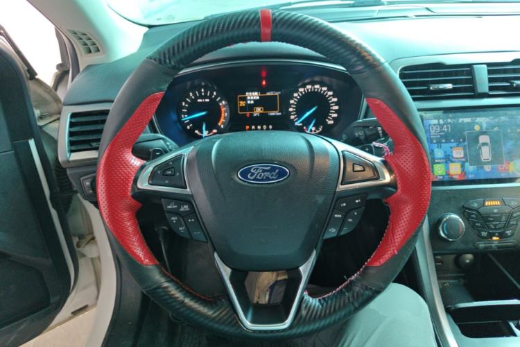 Used Ford Mondeo 2017 EcoBoost 180 Stylish Model Steering Wheel