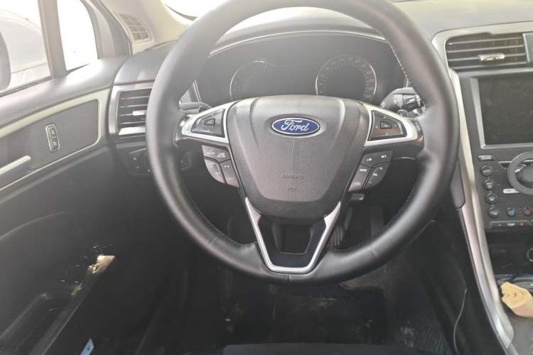 Used Ford Mondeo 2017 EcoBoost 180 Stylish Model Steering Wheel