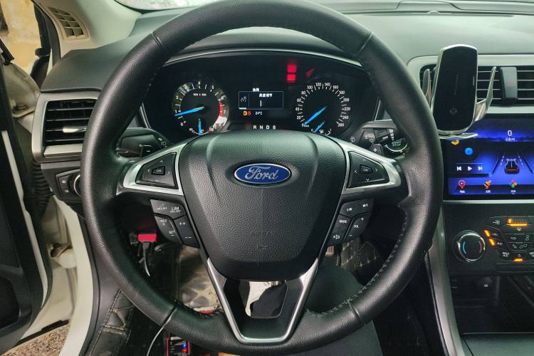 Used Ford Mondeo 2017 EcoBoost 180 Stylish Model Steering Wheel