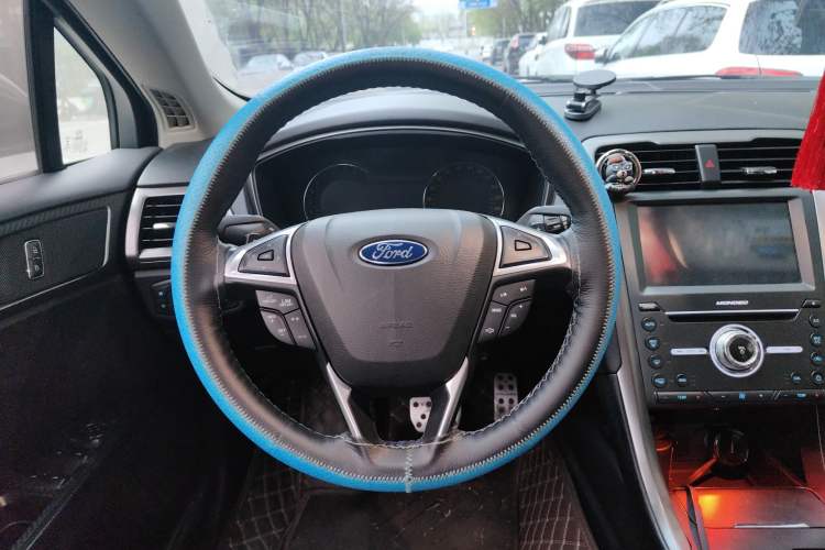Used Ford Mondeo 2017 EcoBoost 180 Stylish Model Steering Wheel