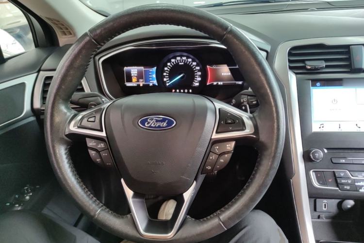 Used Ford Mondeo 2017 Restyled EcoBoost 180 Luxury Version Steering Wheel