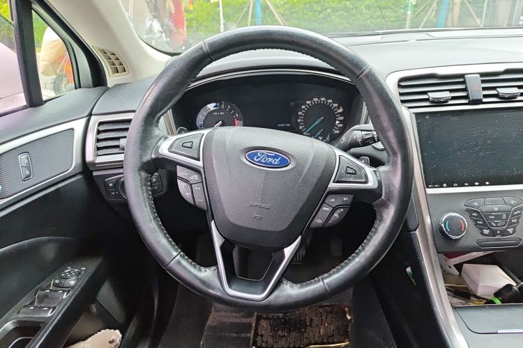 Used Ford Mondeo 2017 EcoBoost 180 Stylish Model Steering Wheel