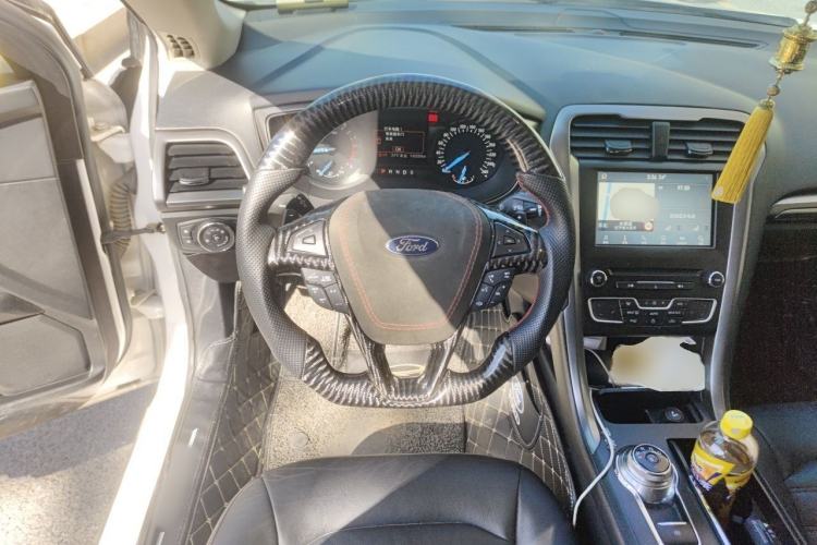 Used Ford Mondeo 2017 EcoBoost 180 Stylish Model Steering Wheel