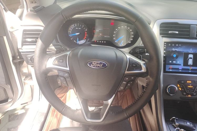 Used Ford Mondeo 2017 EcoBoost 180 Stylish Model Steering Wheel