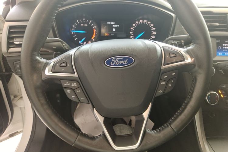 Used Ford Mondeo 2017 Facelifted EcoBoost 180 Fashion Edition Steering Wheel