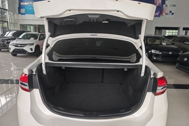 Used Ford Mondeo 2017 EcoBoost 180 Stylish Model Trunk