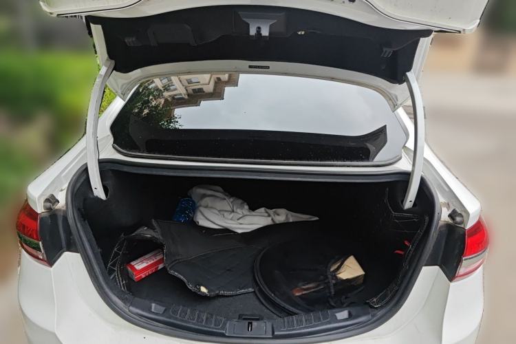 Used Ford Mondeo 2017 EcoBoost 180 Stylish Model Trunk