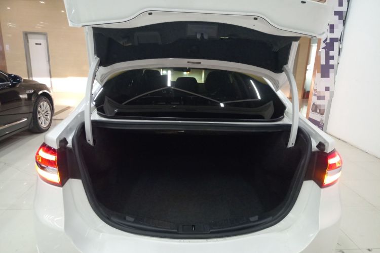 Used Ford Mondeo 2017 EcoBoost 200 Stylish Model Trunk