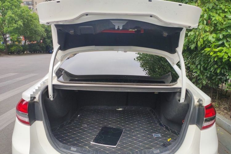 Used Ford Mondeo 2017 EcoBoost 180 Stylish Model Trunk