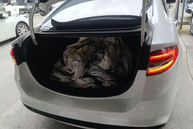 Used Ford Mondeo 2017 EcoBoost 180 Stylish Model Trunk