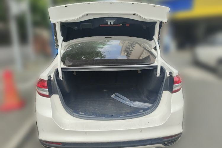 Used Ford Mondeo 2017 EcoBoost 180 Stylish Model Trunk