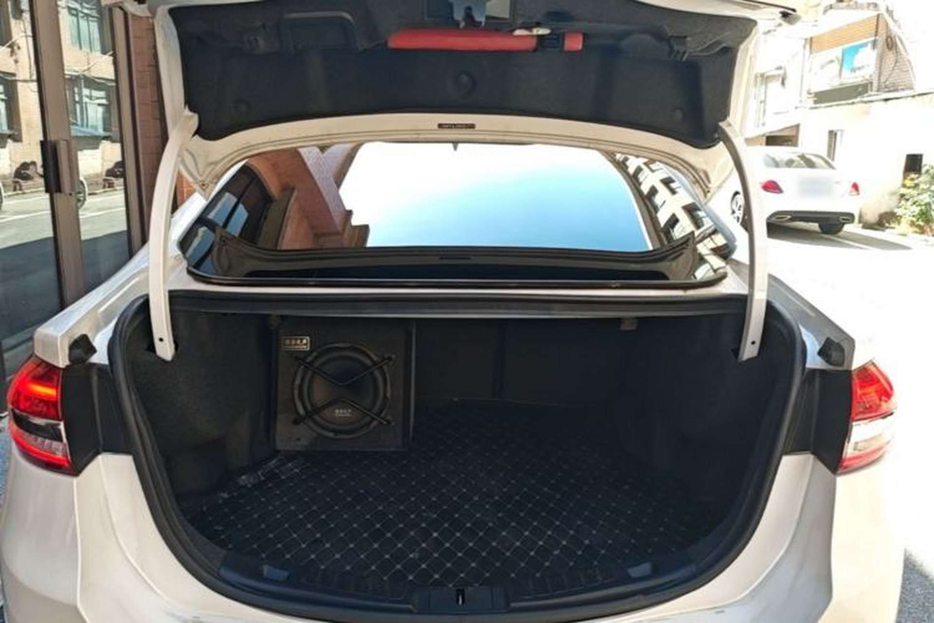 Used Ford Mondeo 2017 EcoBoost 180 Stylish Model Trunk