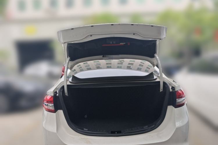 Used Ford Mondeo 2017 EcoBoost 180 Stylish Model Trunk