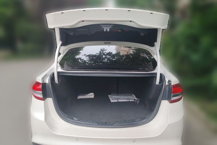 Used Ford Mondeo 2017 EcoBoost 180 Stylish Model Trunk