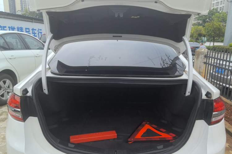 Used Ford Mondeo 2017 EcoBoost 200 Luxury Model Trunk