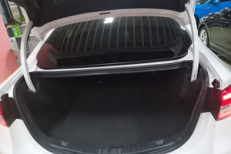 Used Ford Mondeo 2017 Restyled EcoBoost 200 Fashion Edition Trunk