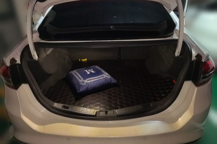 Used Ford Mondeo 2017 EcoBoost 180 Stylish Model Trunk
