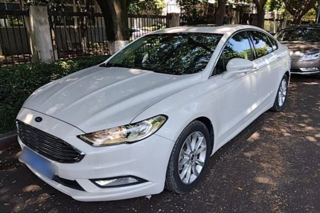 Ford Mondeo 2017 EcoBoost 180 Stylish Model مستعملة
