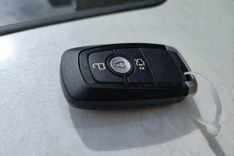 Used Ford Mondeo 2017 EcoBoost 180 Stylish Model Vehicle Key
