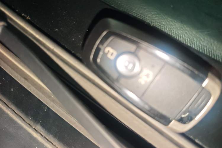 Used Ford Mondeo 2017 EcoBoost 180 Stylish Model Vehicle Key