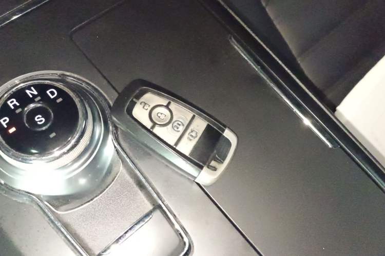 Used Ford Mondeo 2017 EcoBoost 180 Luxury Model Vehicle Key