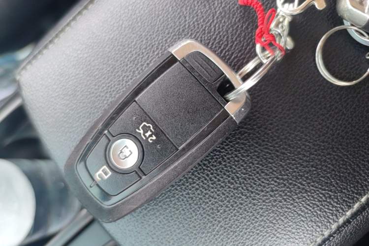 Used Ford Mondeo 2017 EcoBoost 180 Stylish Model Vehicle Key