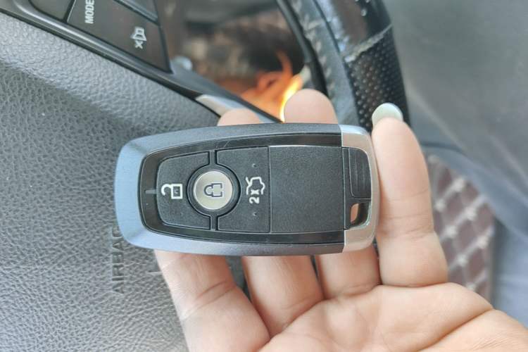 Used Ford Mondeo 2017 EcoBoost 180 Stylish Model Vehicle Key